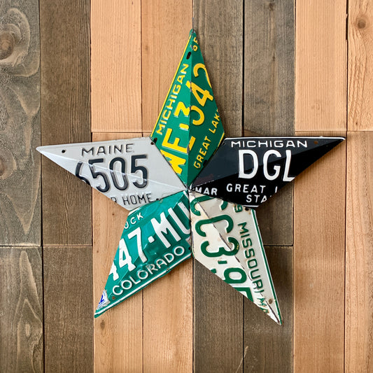 Vintage License Plate 5-Point Barn Star