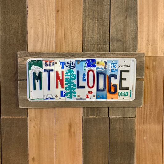 Mountain Lodge License Plate Sign