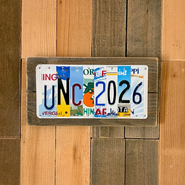 Personalized Graduation License Plate Sign – Custom College Name & Year Gift – Unique Grad Gift for Him or Her